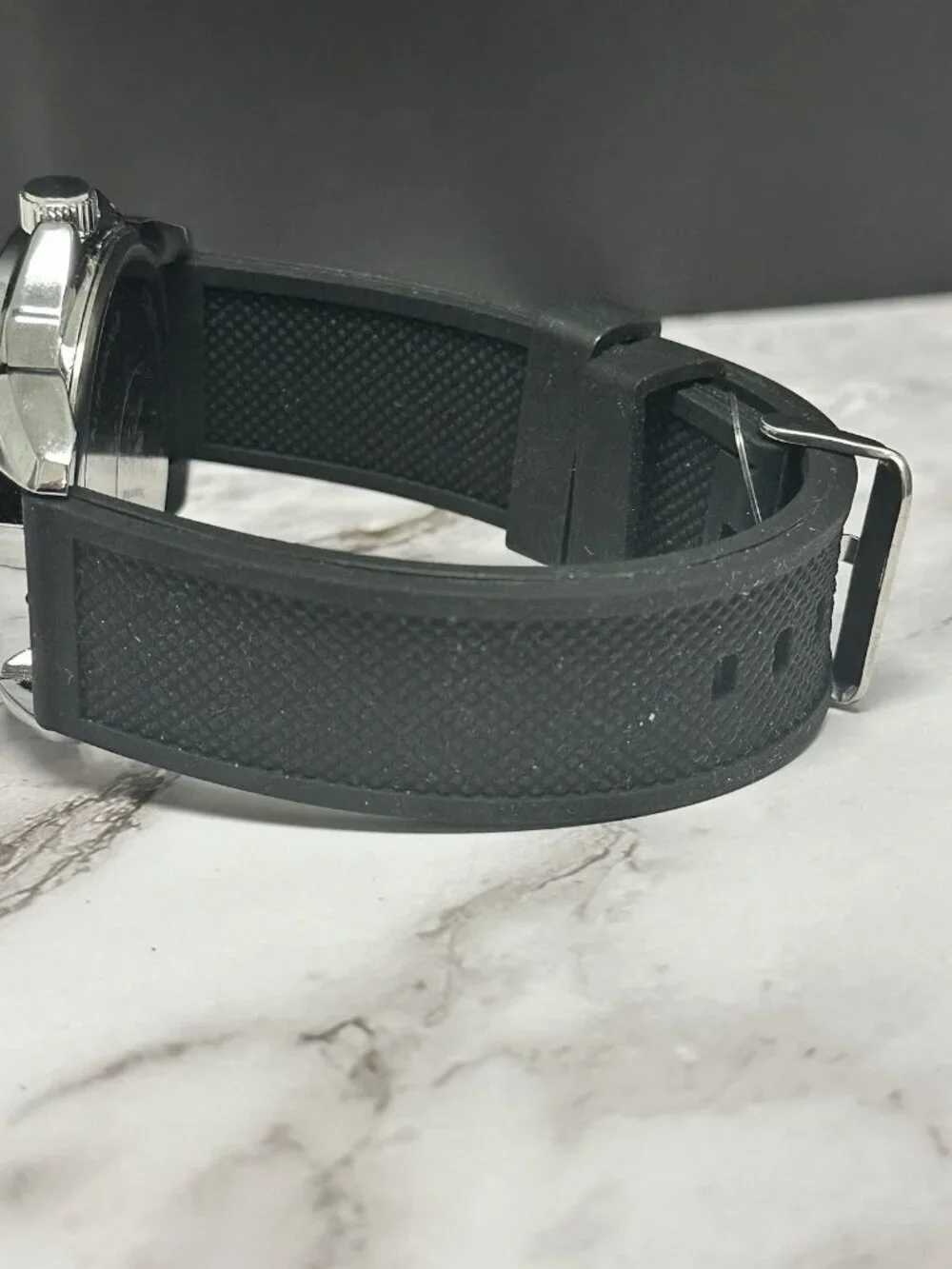 Montres Carlo Watch Men Silver Tone Black Silicone Band 50MM New Battery 10